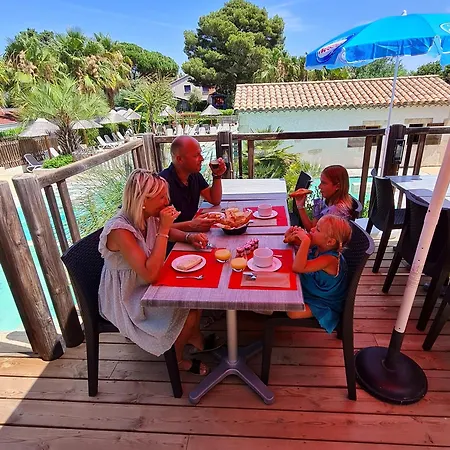 Camping De La Treille 4*